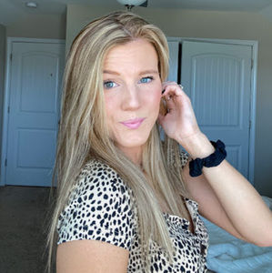 Meet your Posher, Carlee